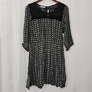 BONGO Long Sleeve Scoop Neck Lace Chest Mini Dress in Black & White Print Size S